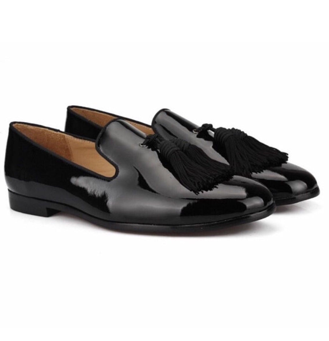 Black Embroidered Velvet Slip-on Loafers | Resso Roth display picture 1