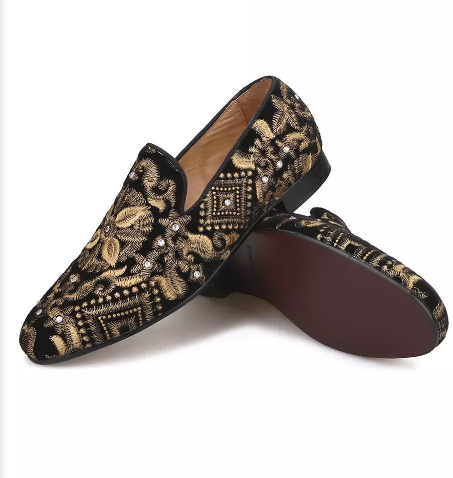 Black Embroidered Gold Velvet Loafers Black Embroidered Gold Velvet Loafers